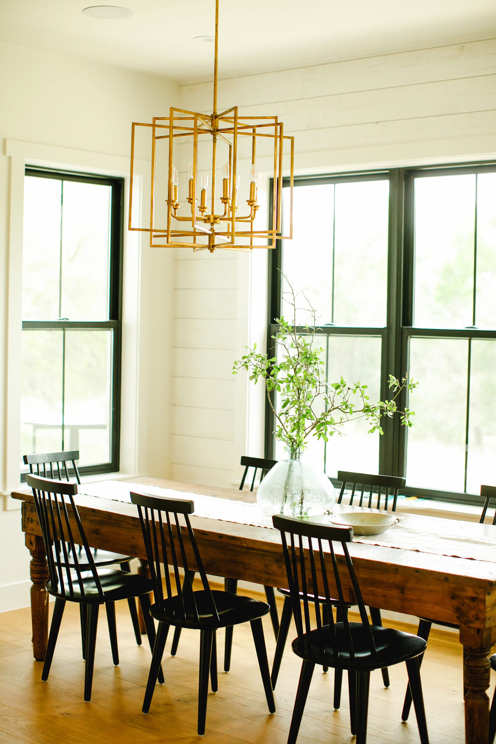 dining room in Dripping Springs