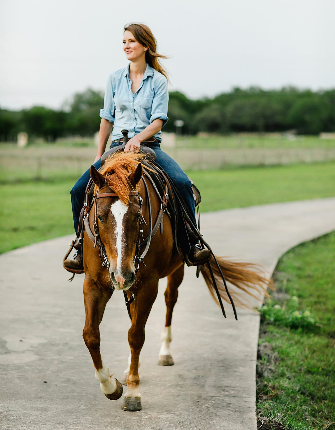 Sigrid riding her quarter horse in Driftwood, Texas