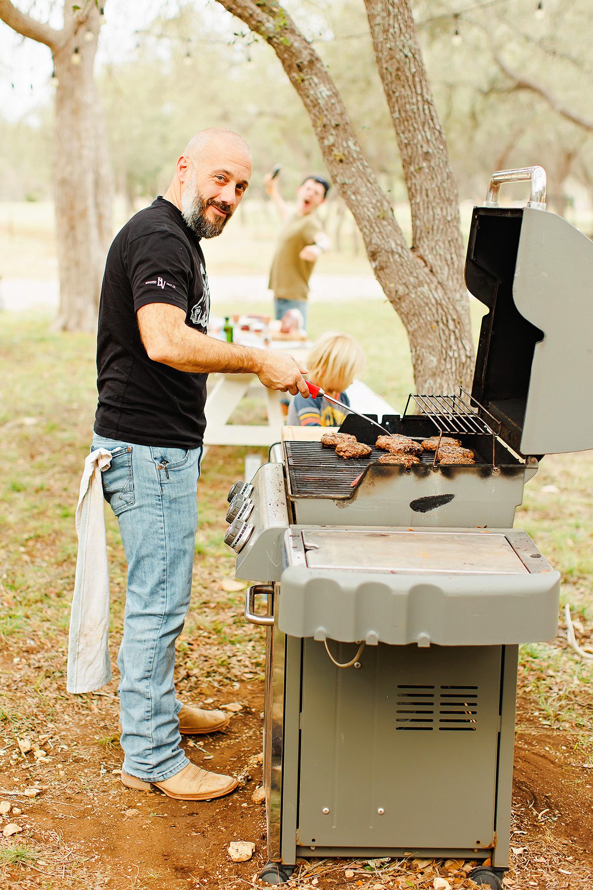 Jared Kinchen grilling Bonavere Meat Company Dripping Springs